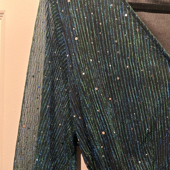 NEW Sequin Mesh Top from BloomChic - Picture 7 of 7